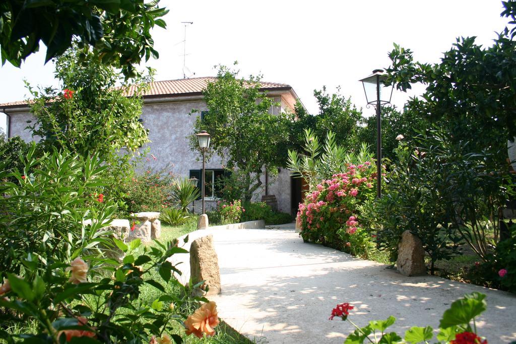 אפרטהוטל פרגליה Residenza La Vigna מראה חיצוני תמונה