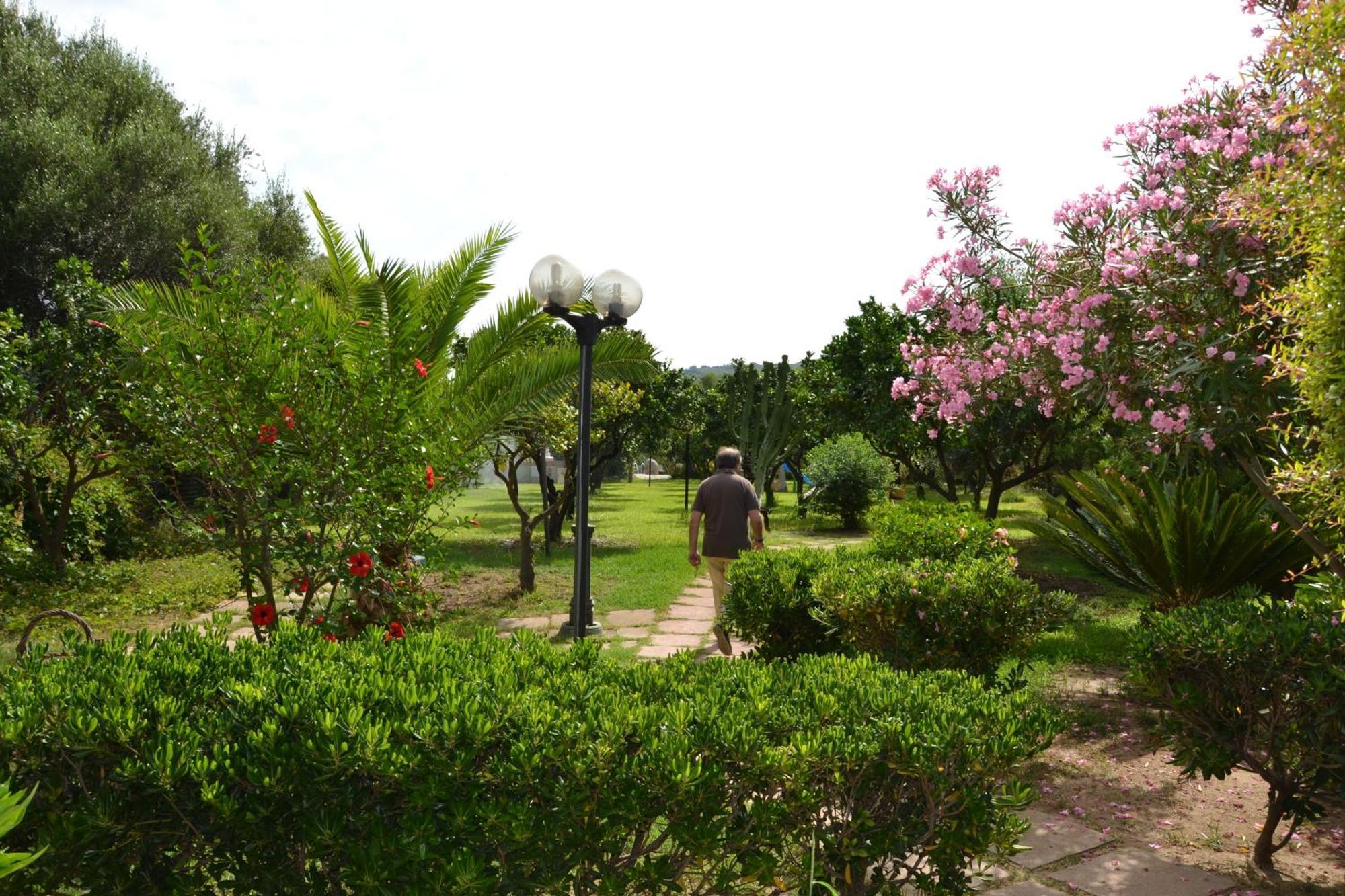 אפרטהוטל פרגליה Residenza La Vigna מראה חיצוני תמונה