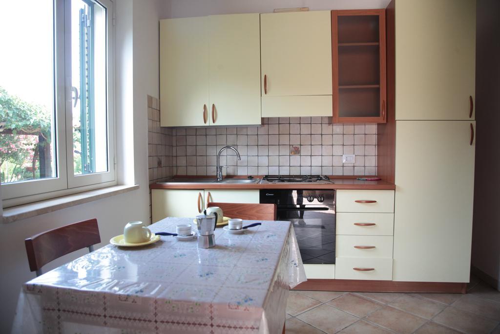 אפרטהוטל פרגליה Residenza La Vigna מראה חיצוני תמונה
